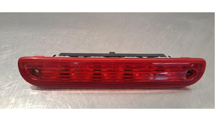 Feu de freinage supplémentaire centre Opel Movano