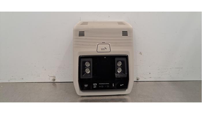 Eclairage intérieur avant Volkswagen Golf