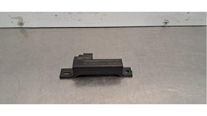 Entrée sans clé - Antenne Nissan Micra