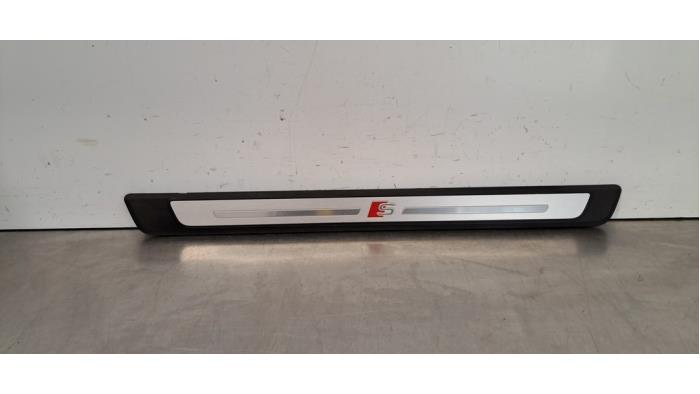 Bande décorative Audi S3