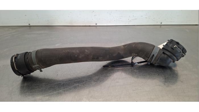 Tuyau radiateur Audi A6