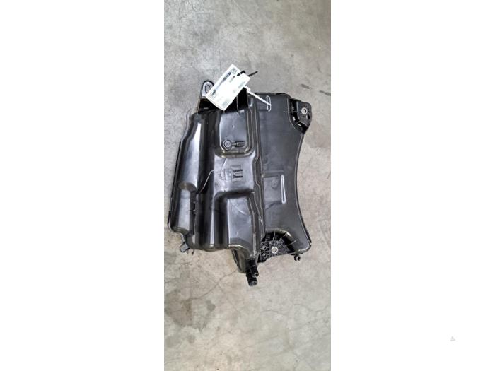 Réservoir Adblue Volkswagen Golf