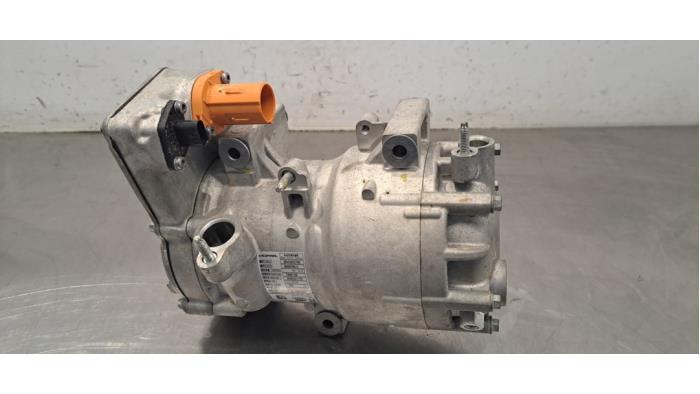 Pompe clim Peugeot 3008