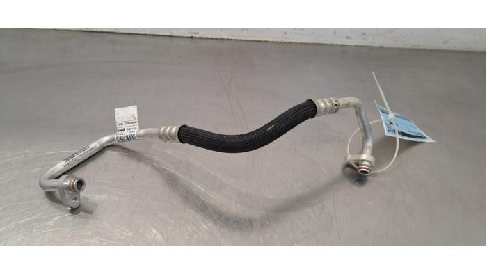 Tuyau clim Peugeot 3008