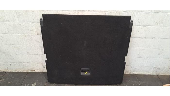 Coffre tapis Peugeot 3008