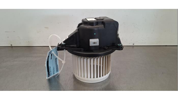 Moteur de ventilation chauffage Peugeot 3008