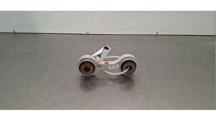 Guide barre stabilisatrice Peugeot 3008