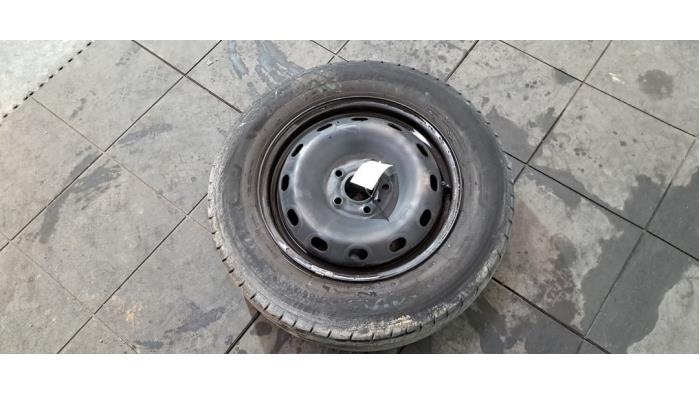 Jante + pneumatique Fiat Talento