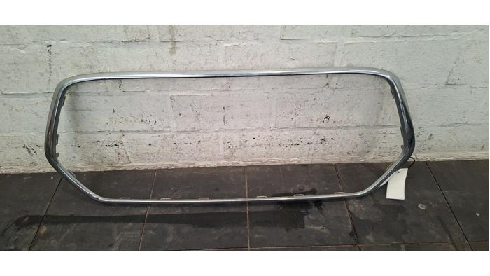 Cadre de calandre Ford Transit