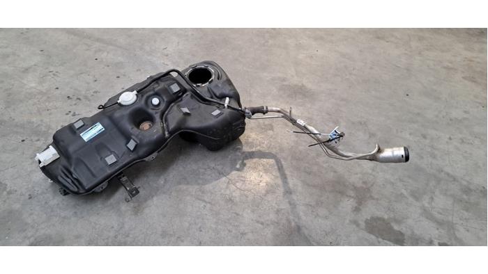 Réservoir de carburant Volvo XC40