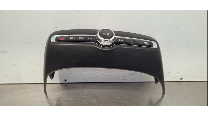 Panneau commande radio Volvo XC40