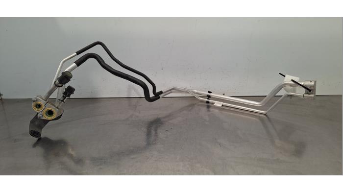 Tuyau clim Volvo XC40