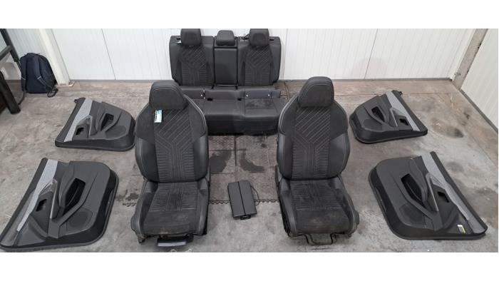 Kit revêtement (complet) Peugeot 3008