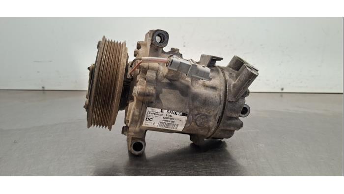 Pompe clim Renault Kangoo