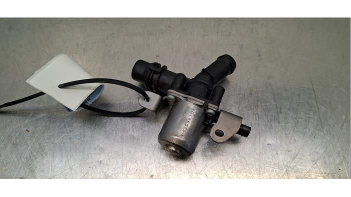 Robinet chauffage électrique Volvo XC40