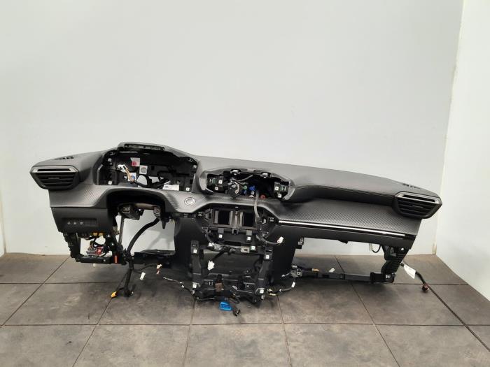 Tableau de bord Peugeot 208
