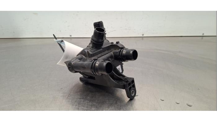 Boîtier thermostat Peugeot 508