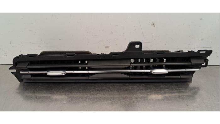 Grille aération tableau de bord Audi A3