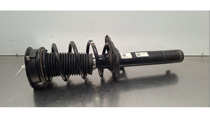 Amortisseur avant gauche Skoda Octavia