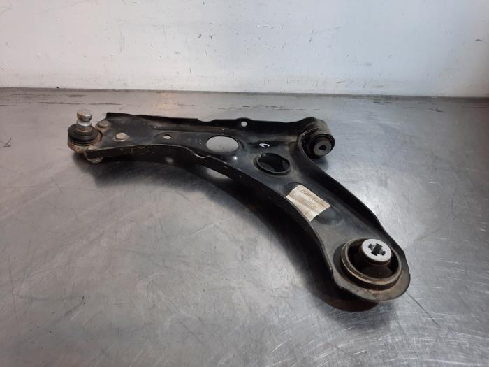 Bras de suspension avant gauche Peugeot 208