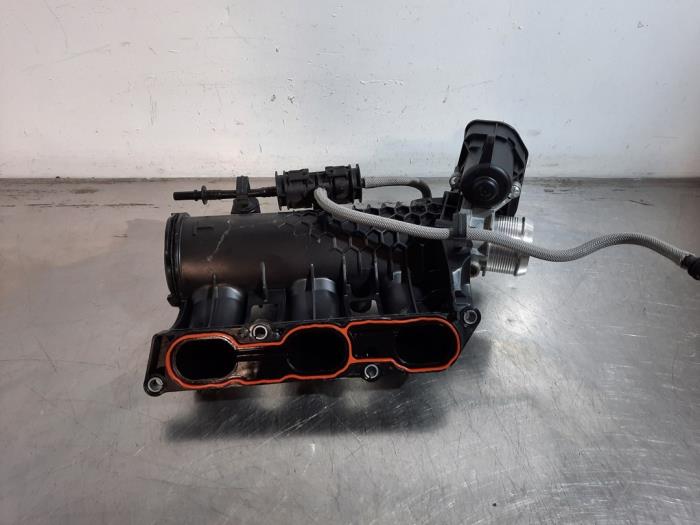 Tubulure d'admission Peugeot 208