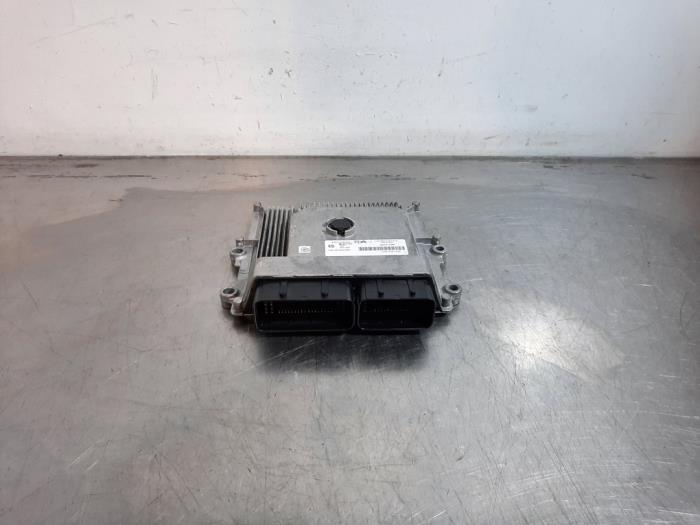 Ordinateur gestion moteur Peugeot 208