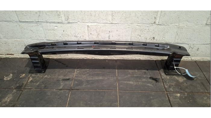 Cadre pare-chocs arrière Audi A3