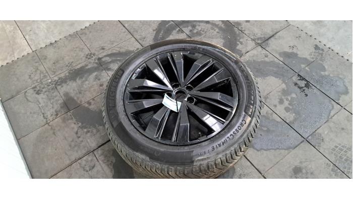 Jante + pneumatique Volkswagen Amarok