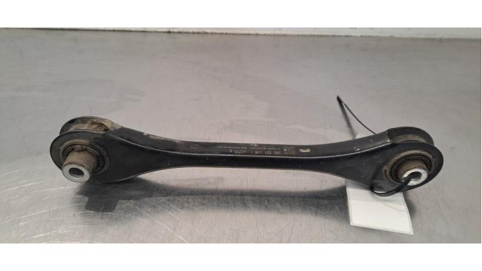 Bras de suspension arrière droit Skoda Octavia