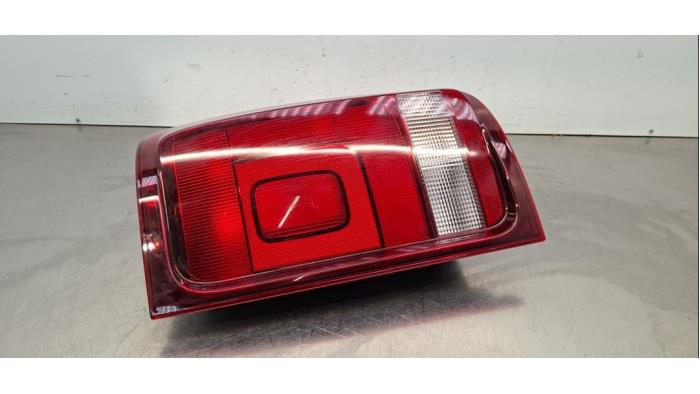 Feu arrière droit Volkswagen Amarok
