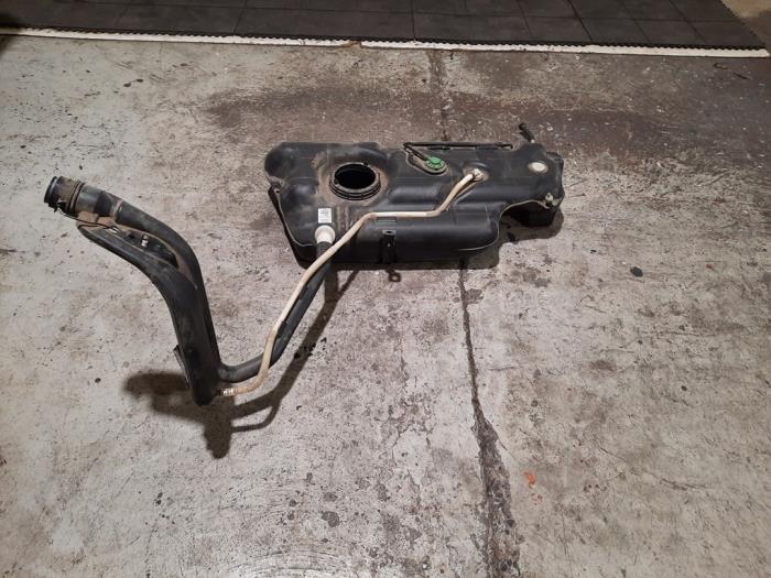 Réservoir de carburant Citroen C3