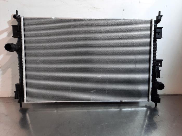 Radiateur Peugeot 408