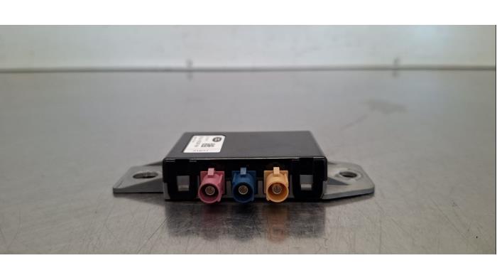 Antenne amplificateur Landrover Discovery