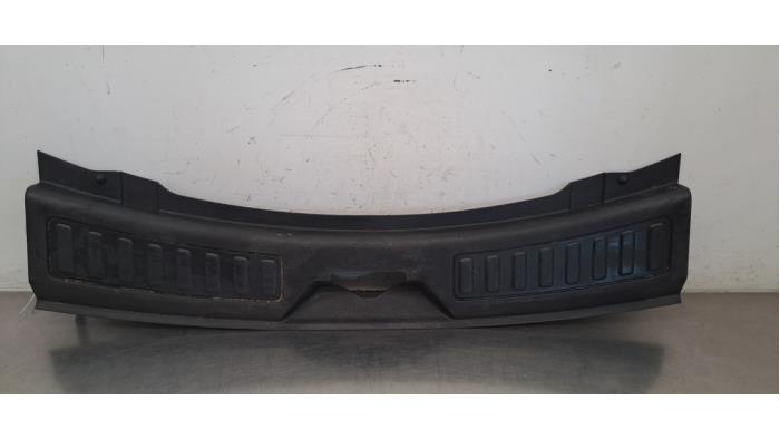 Couverture capteur serrure arrière Landrover Discovery