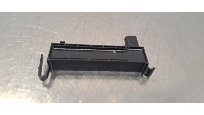 Entrée sans clé - Antenne Opel Mokka