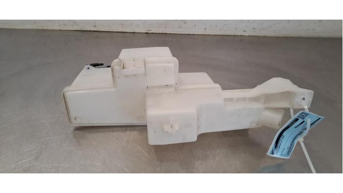 Réservoir lave-glace avant Nissan Qashqai