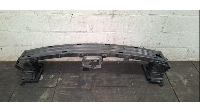 Cadre pare-chocs avant Nissan Qashqai