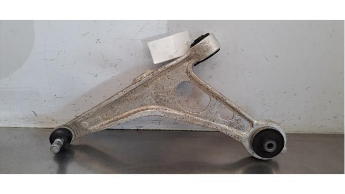 Bras de suspension avant gauche Nissan Qashqai