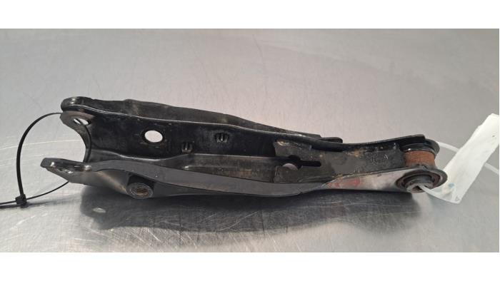 Bras de suspension arrière gauche Nissan Qashqai