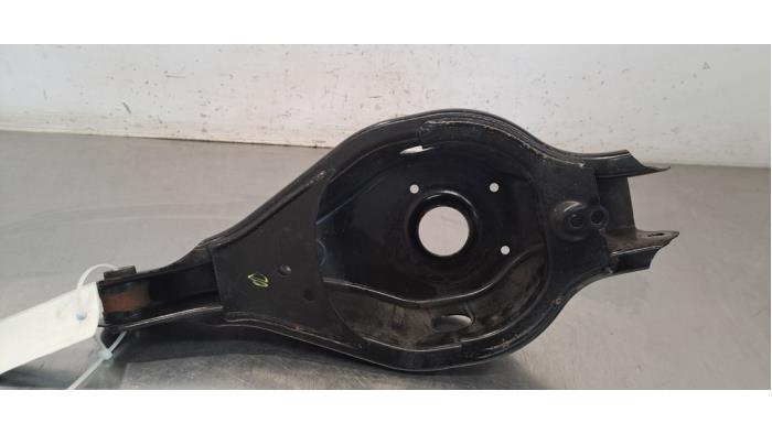 Bras de suspension arrière gauche Nissan Qashqai