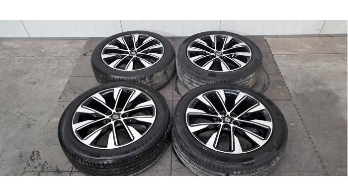Kit jantes + pneumatiques Renault Austral