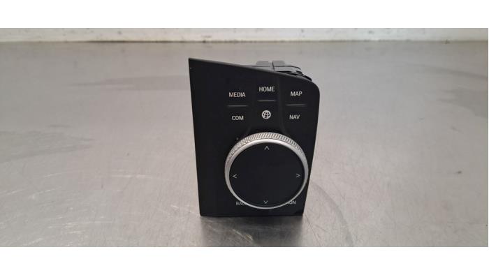 Bouton I-drive BMW 3-Série