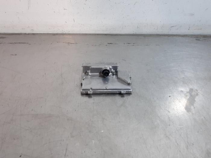 Caméra avant Peugeot 408