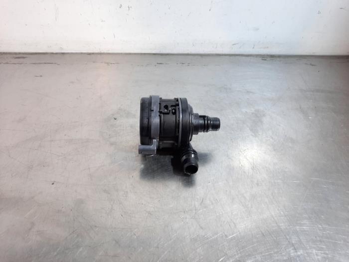 Pompe à eau supplémentaire Peugeot 408