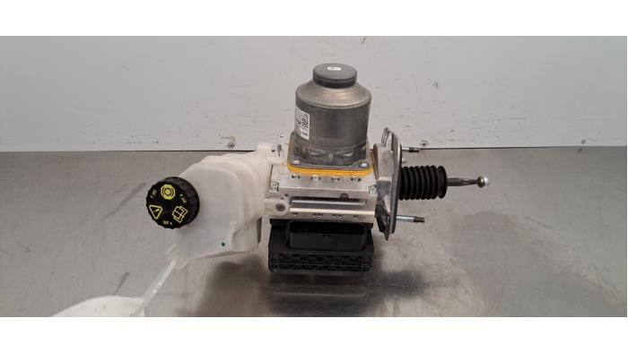 Assistant de freinage BMW XM