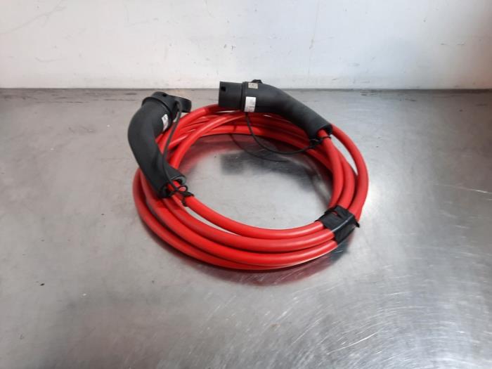 Câble de recharge électrique Citroen E-C3