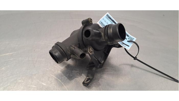 Boîtier thermostat Landrover Range Rover