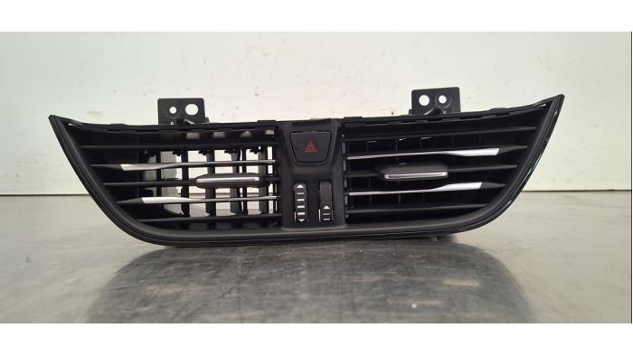 Grille aération tableau de bord Ford Focus