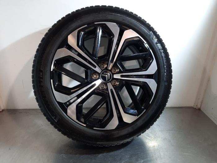 Jante + pneu d'hiver Citroen C5