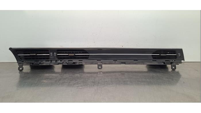 Grille aération tableau de bord Audi A7